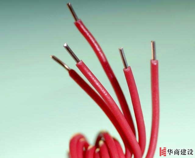 現(xiàn)在裝修都把電線藏在墻壁里，線路老化了能換嗎