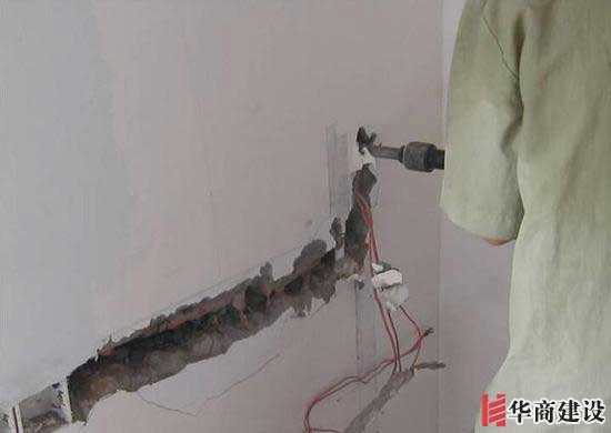 現(xiàn)在裝修都把電線藏在墻壁里，線路老化了能換嗎