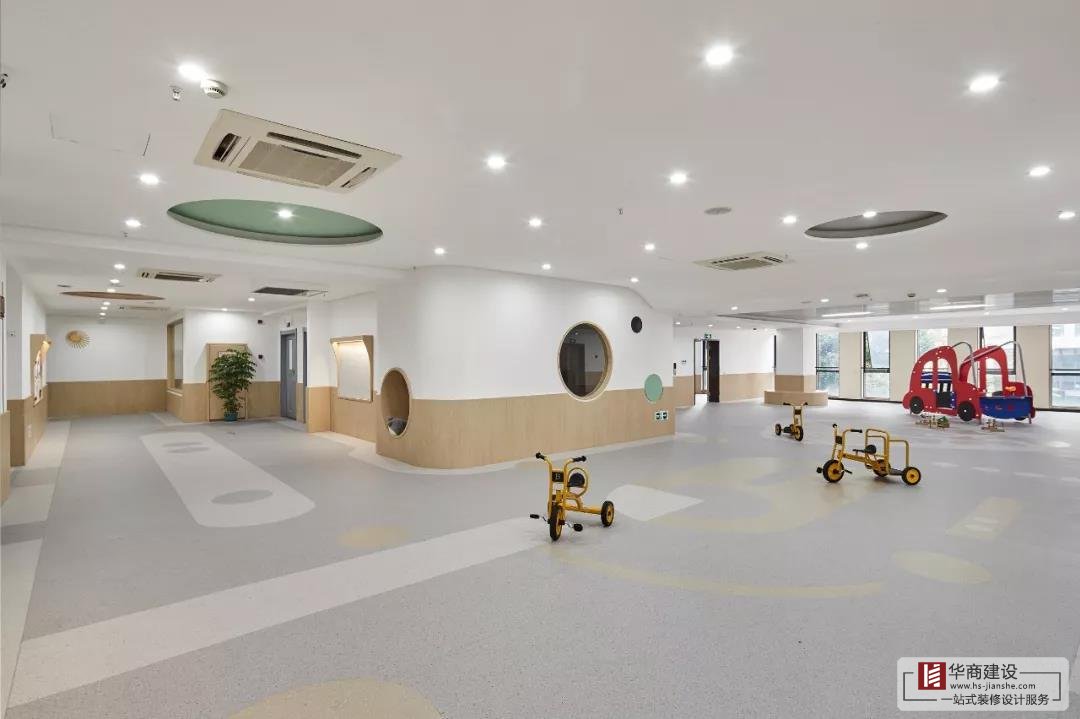 看完這些走心的幼兒園設(shè)計(jì)，感覺(jué)自己過(guò)了一個(gè)假的童年！
