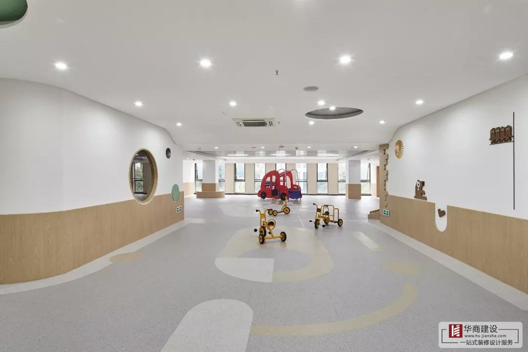 看完這些走心的幼兒園設(shè)計(jì)，感覺(jué)自己過(guò)了一個(gè)假的童年！